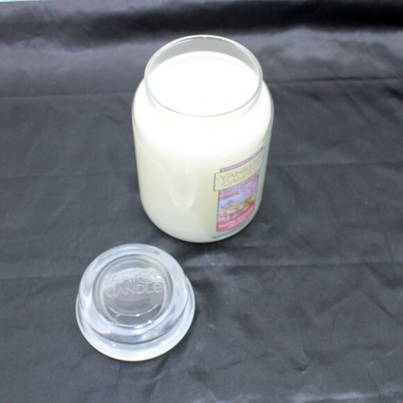 Yankee Candle Sakura Blossom Festival Scented Medium JAR 22oz - Picture 3 of 4